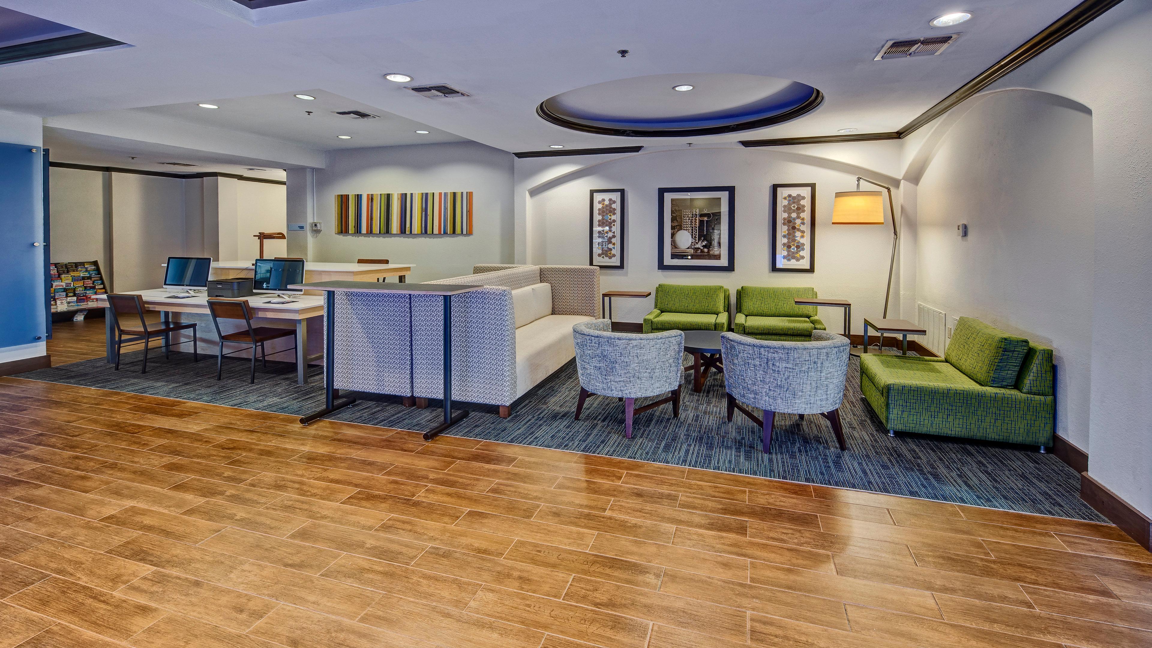 Holiday Inn Express Hotel And Suites Corsicana I-45 By Ihg Exterior foto
